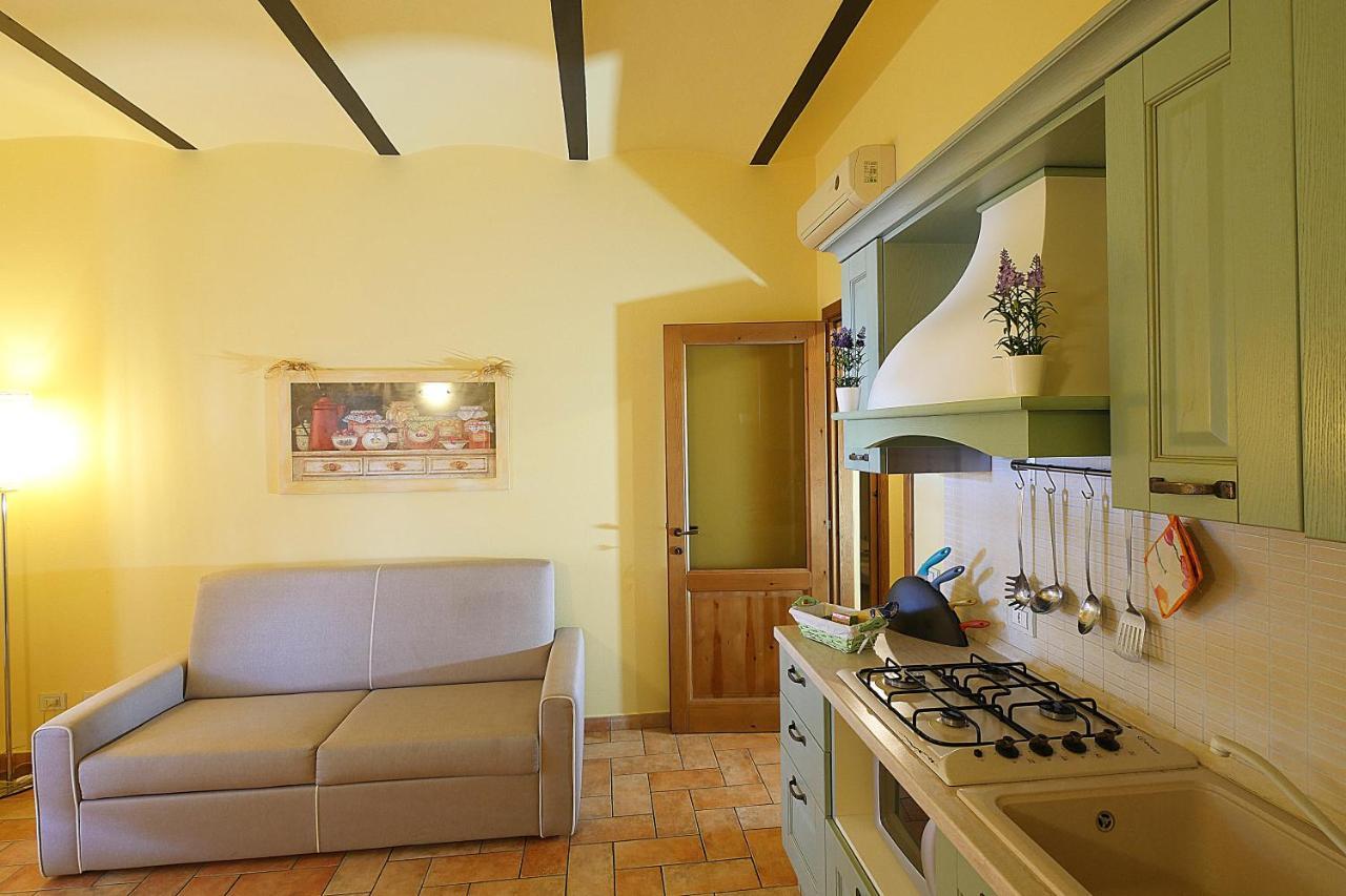 Agriturismo Il Pelago กัสตาลเญโต การ์ดุชชี ภายนอก รูปภาพ