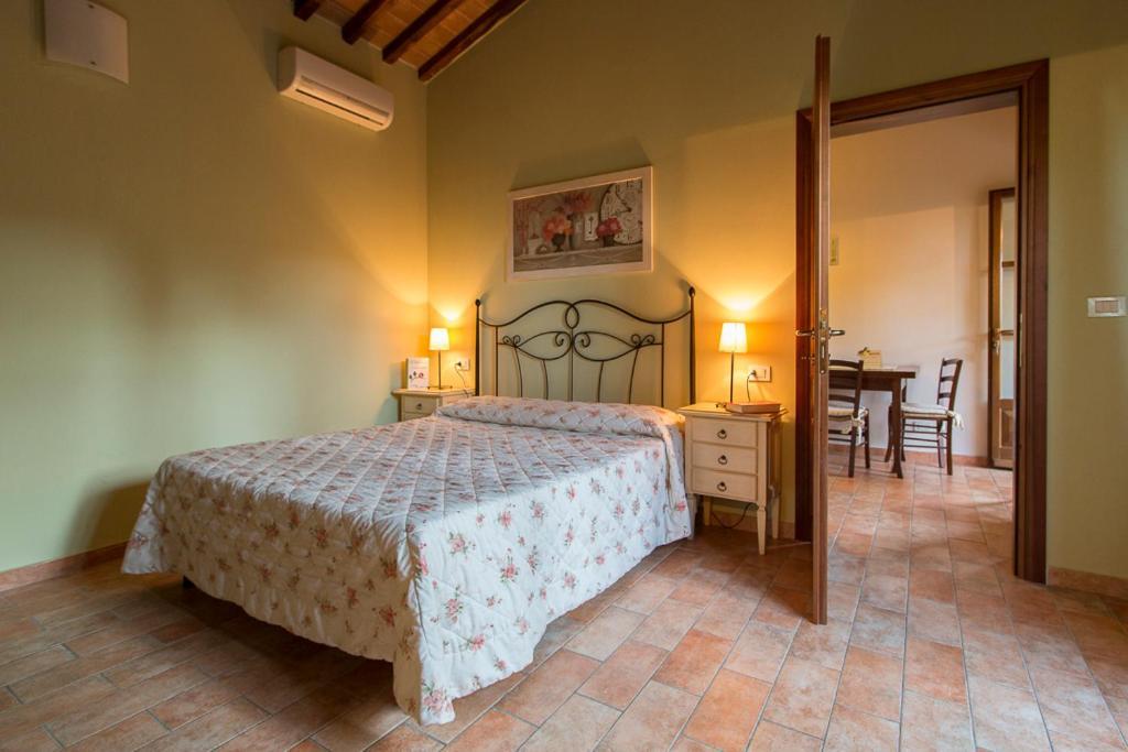 Agriturismo Il Pelago กัสตาลเญโต การ์ดุชชี ภายนอก รูปภาพ