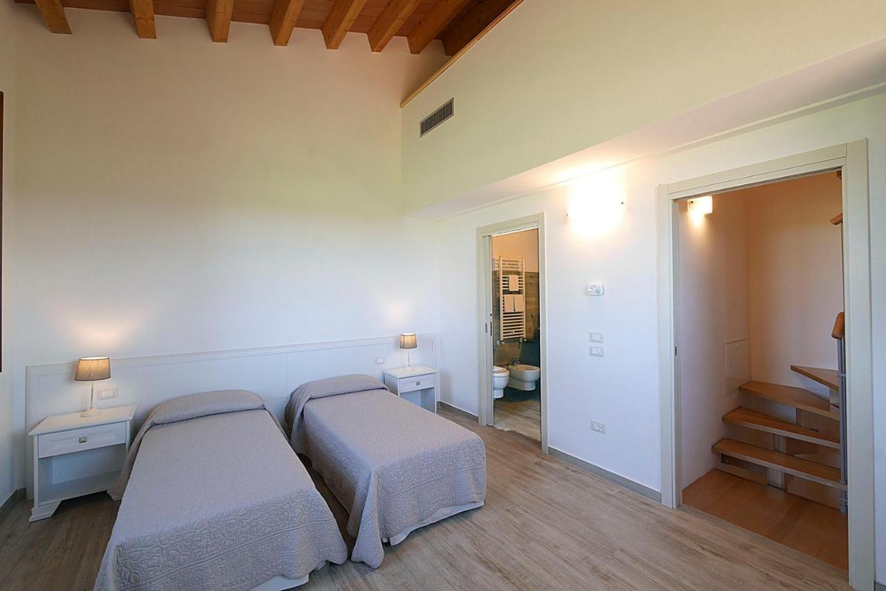 Agriturismo Il Pelago กัสตาลเญโต การ์ดุชชี ภายนอก รูปภาพ