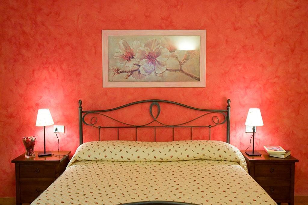Agriturismo Il Pelago กัสตาลเญโต การ์ดุชชี ภายนอก รูปภาพ